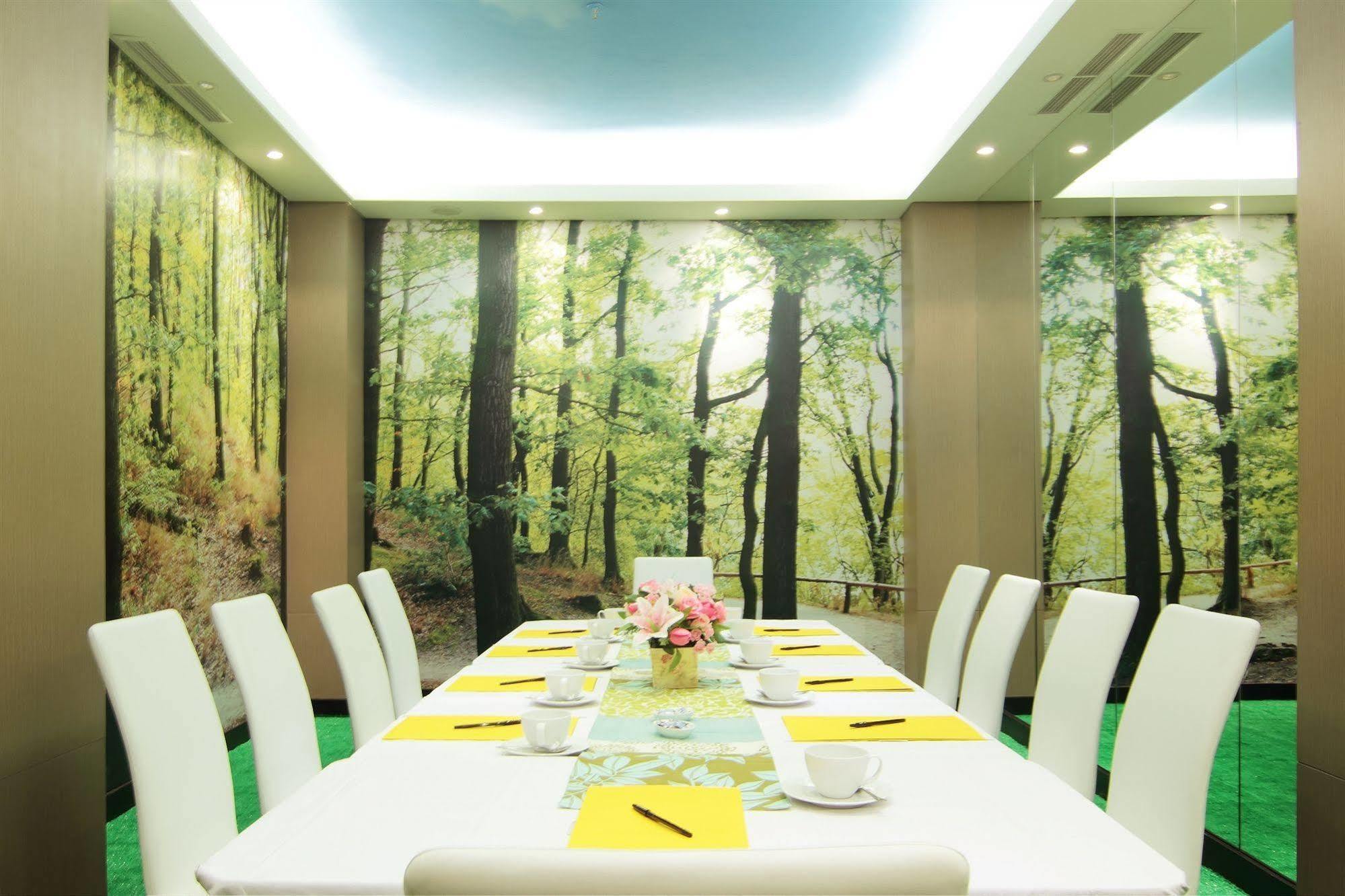 Royal City Hotel Jakarta Ngoại thất bức ảnh